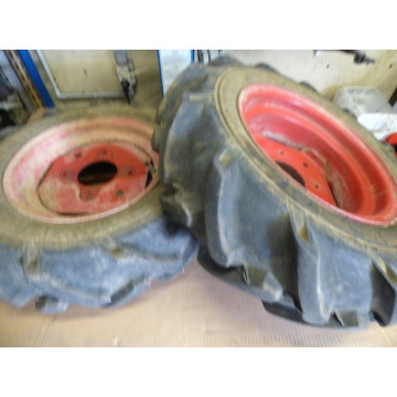 JEU DE ROUES (6.00x12)...