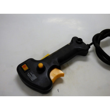 MANETTE DE GAZ+CABLE...