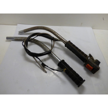 GUIDON + MANETTE DE GAZ...