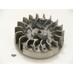 VOLANT ET CLIQUET LANCEUR...