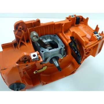 BAS MOTEUR + VILEBREQUIN...