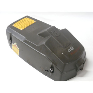 CAPOT SUPERIEUR HUSQVARNA...