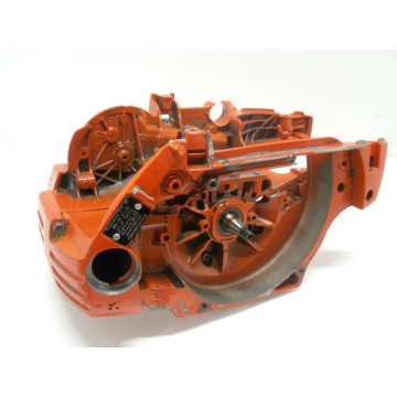 BAS-MOTEUR HUSQVARNA 575 XP...