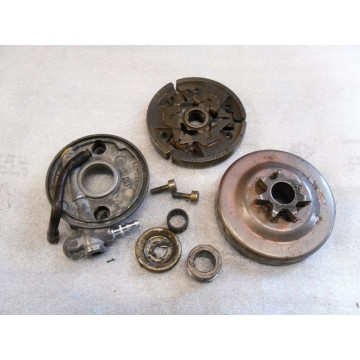 EMBRAYAGE COMPLET + POMPE A...