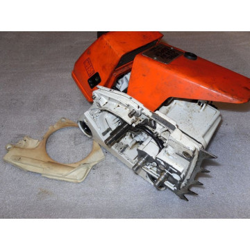 CARTER MOTEUR STIHL 034 AV...