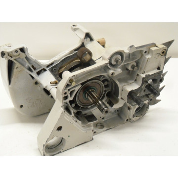 BAS-MOTEUR , RESERVOIR...