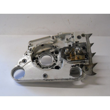 CARTER MOTEUR (coté...