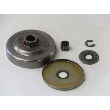 CLOCHE EMBRAYAGE STIHL 024...
