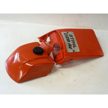 CAPOTS  SUPERIEUR STIHL 028...