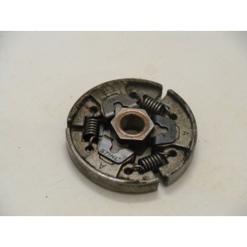 EMBRAYAGE (01) STIHL 019 T (1)