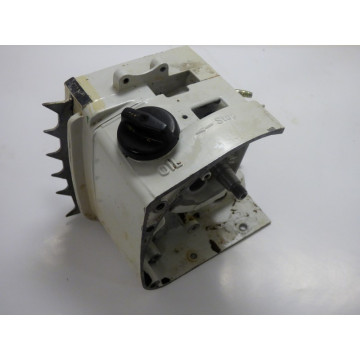 BAS MOTEUR + RESERVOIR...