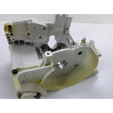 BAS-MOTEUR + RESERVOIR...