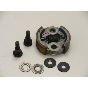 EMBRAYAGE STIHL FS 81 (2)