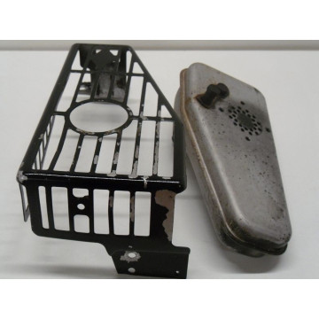 ECHAPPEMENT+GRILLE MOTEUR...