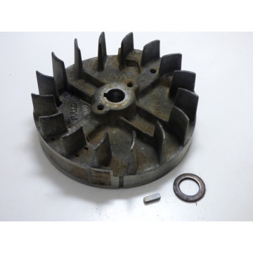 VOLANT MAGNETIQUE B&S 3.5HP...