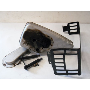 ECHAPPEMENT+GRILLE MOTEUR...
