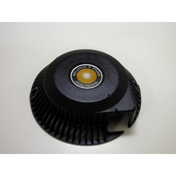 CAPOT SUPERIEUR MOTEUR B&S...