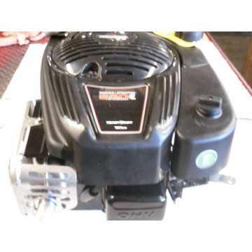 MOTEUR BRIGGS & STRATTON...