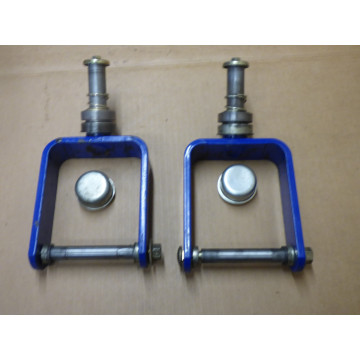 SUPPORTS  ROUES  AVANT...