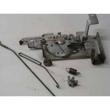 PLATINE DE GAZ MOTEUR B&S...