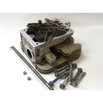 CULASSE MOTEUR B&S 15.5 HP...
