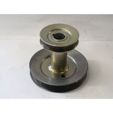 POULIE MOTEUR B&S 12.5 HP...