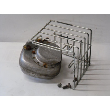 ECHAPPEMENT+GRILLE MOTEUR...