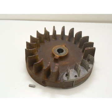 VOLANT MAGNETIQUE MOTEUR...