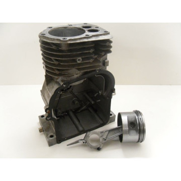 CYLINDRE-PISTON MOTEUR...