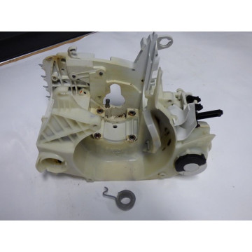 SUPPORT MOTEUR + POMPE A HUILE