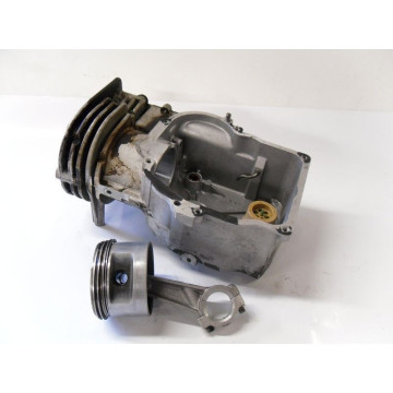 CYLINDRE-PISTON MOTEUR...
