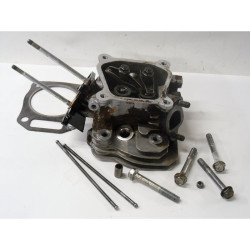 CULASSE MOTEUR HONDA GC 02 (1)