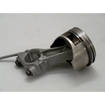 PISTON + BIELLE MOTEUR...