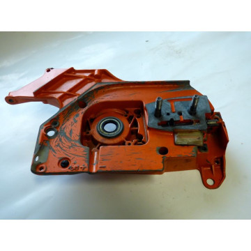 CARTER MOTEUR (coté embrayage)