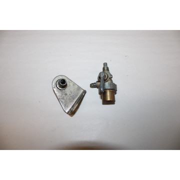ROBINET ESSENCE MOTEUR...