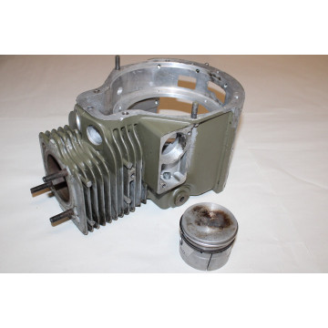 CYLINDRE-PISTON MOTEUR...