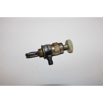ROBINET ESSENCE MOTEUR...