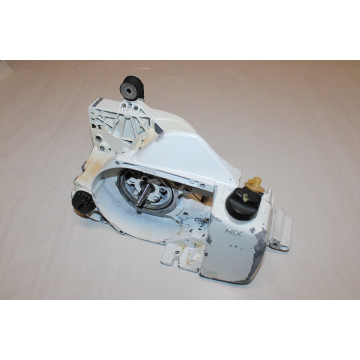 BAS MOTEUR + RESERVOIR...