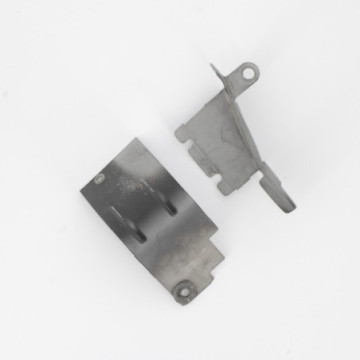 TOLES DE PROTECTION MOTEUR...