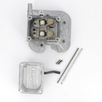 CULASSE DROITE MOTEUR...