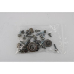 LOT DE VISSERIE MOTEUR...
