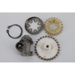 POMPE A HUILE TRONCONNEUSE...