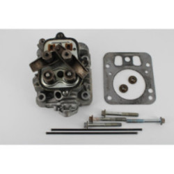 CULASSE + TIGES MOTEUR...