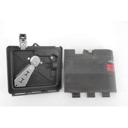 BOITIER DE FILTRE A AIR MOTEUR BRIGGS & STRATTON TOUCH-N-MOW MODEL 12H809