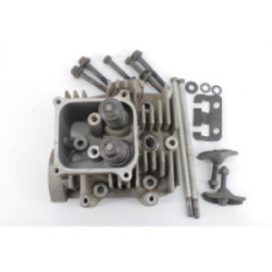 CULASSE + TIGES MOTEUR TECUMSEH FORMULA 13 HP OHV