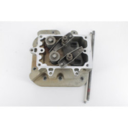 CULASSE + TIGES MOTEUR...