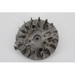 VOLANT MAGNETIQUE DEBROUSSAILLEUSE DOLMAR MS-4300.4U