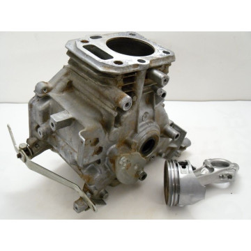 CYLINDRE-PISTON MOTEUR...