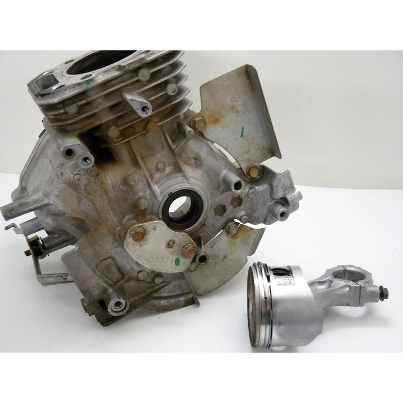 CYLINDREPISTON MOTEUR HONDA GXV 160 (3)