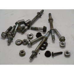 VISSERIE MOTEUR HONDA GXV...